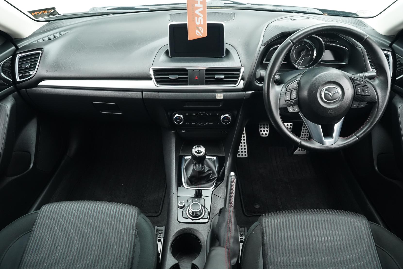 Mazda Axela 1.5 SPORT 15S TOURING