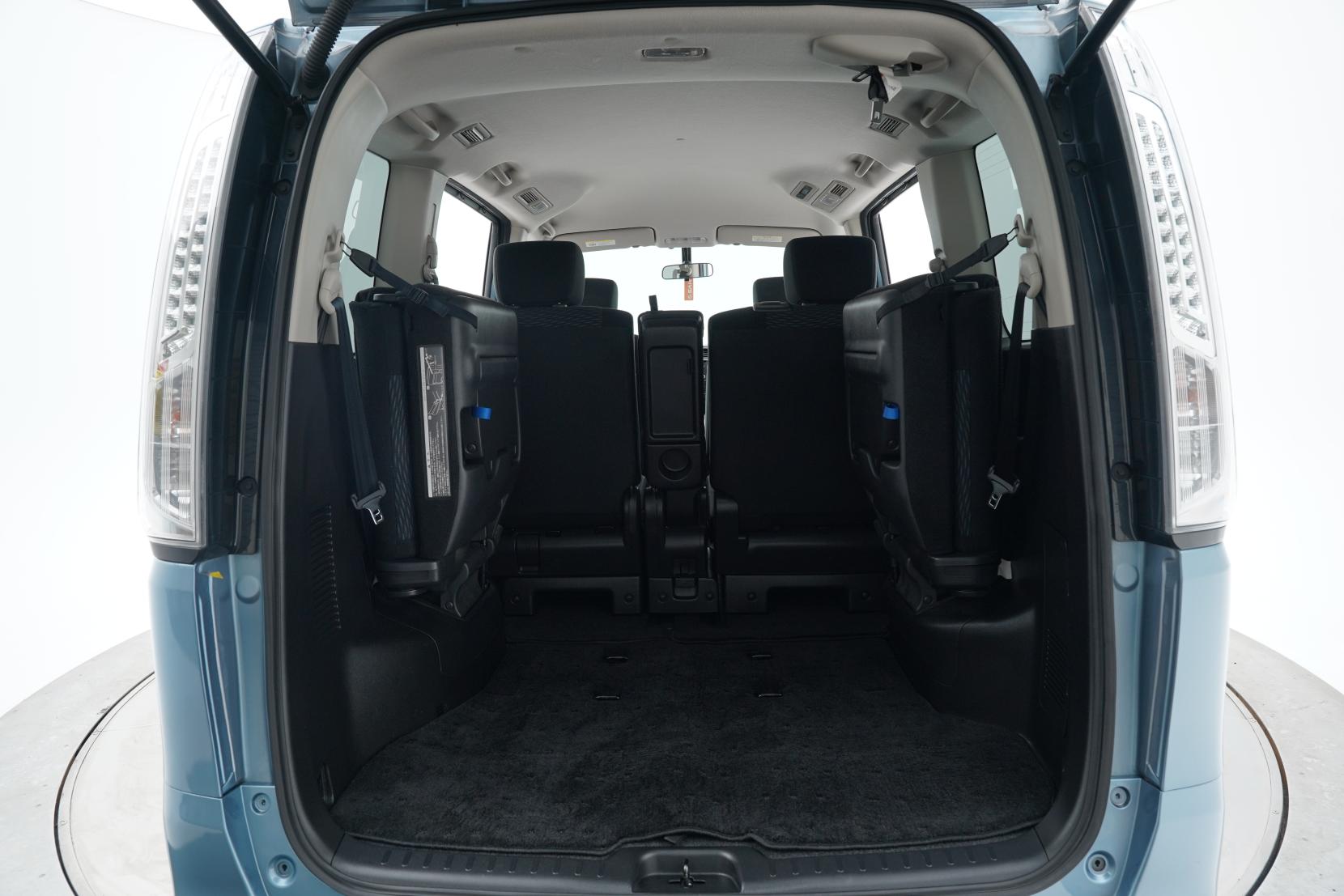 Nissan Serena 2.0 20X S-Hybrid