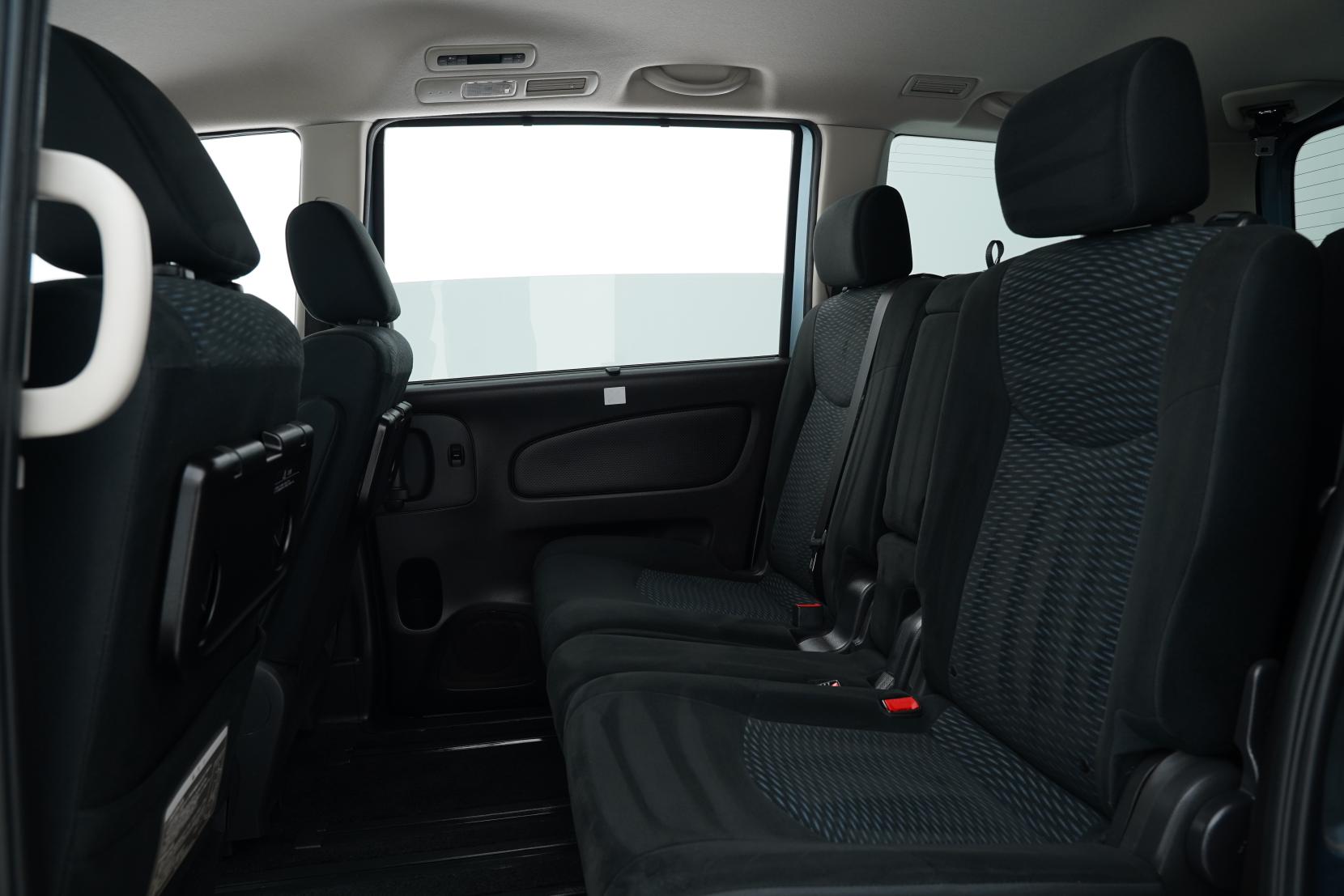 Nissan Serena 2.0 20X S-Hybrid