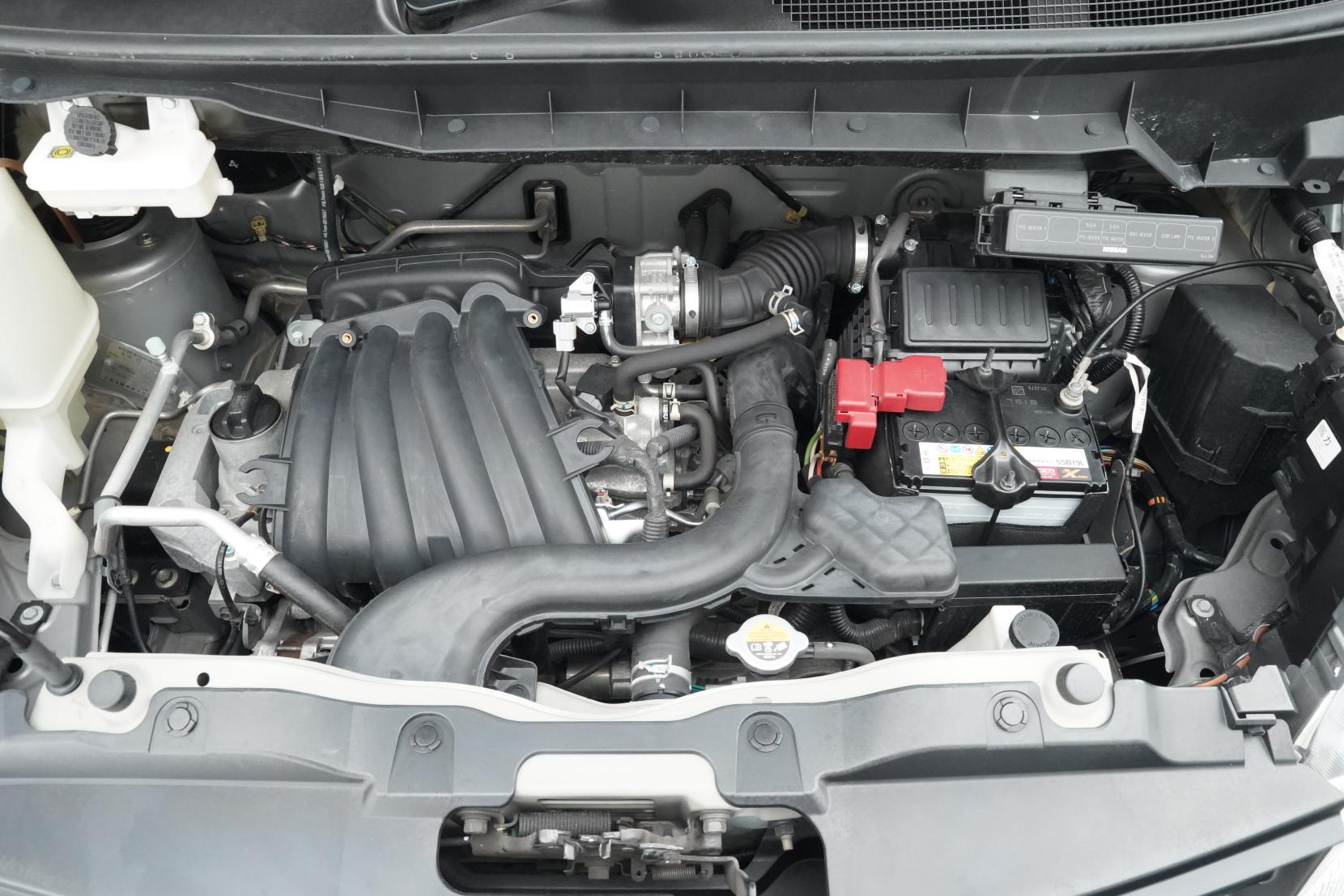 Nissan NV200 VANETTE Model 1.6 DX