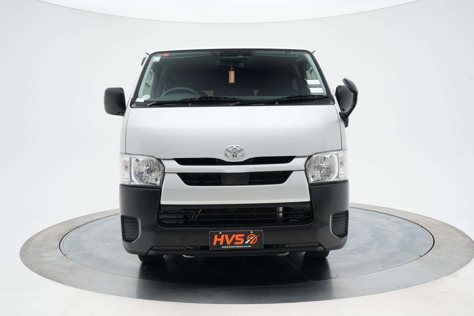 Toyota Hiace 2.8 2.8TD Dual Slider 5 Door