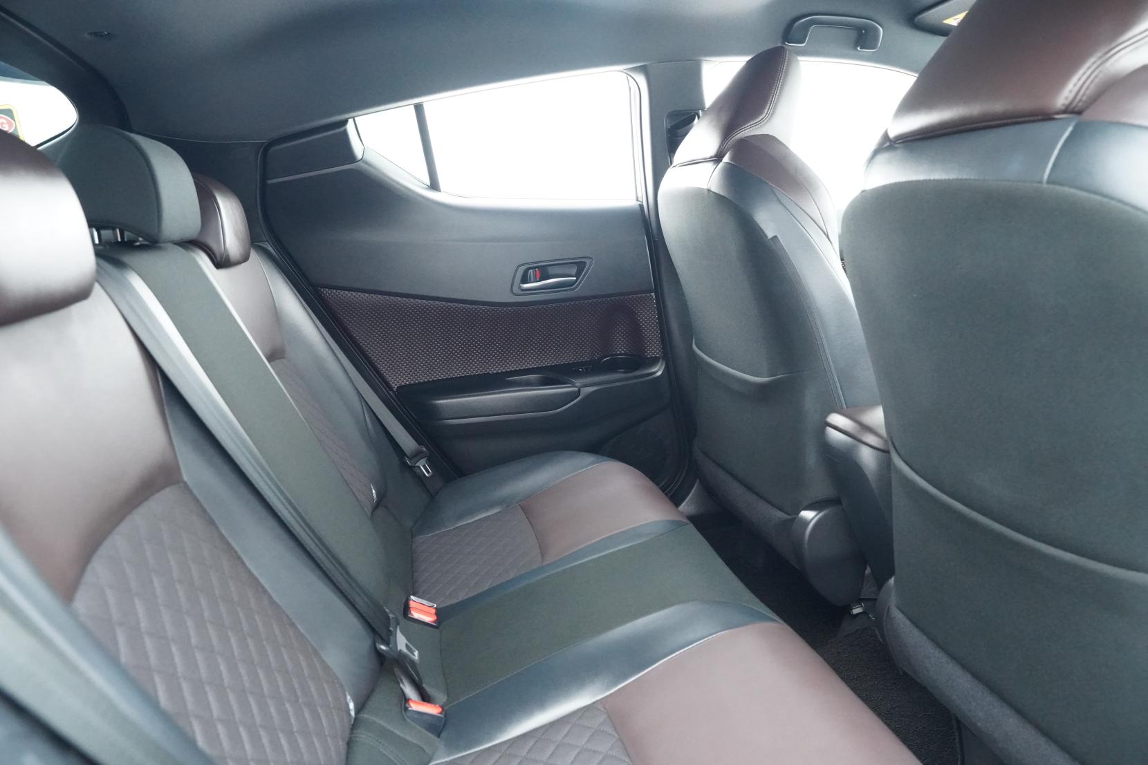 Toyota C-HR 1.8 G Hybrid