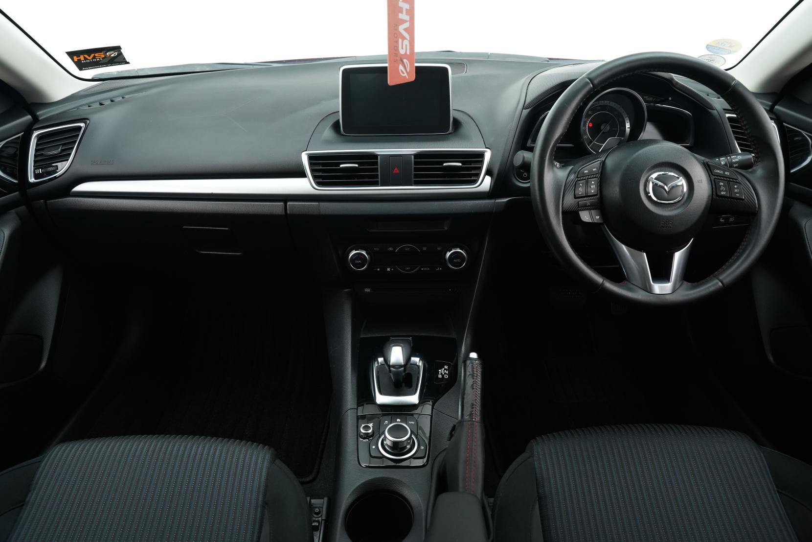 Mazda Axela 2.0 Hybrid S