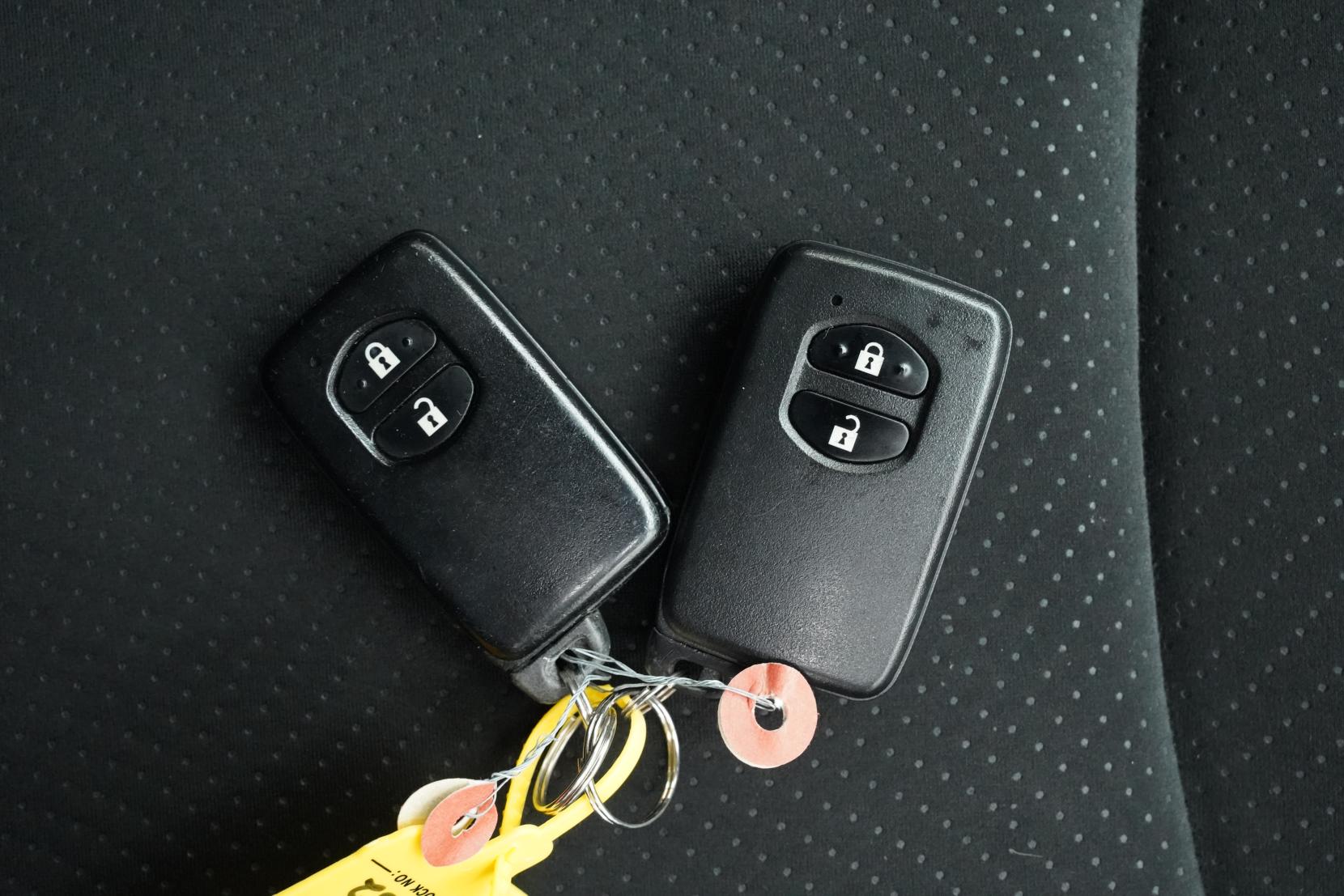 Toyota Prius 1.8 Hybrid L