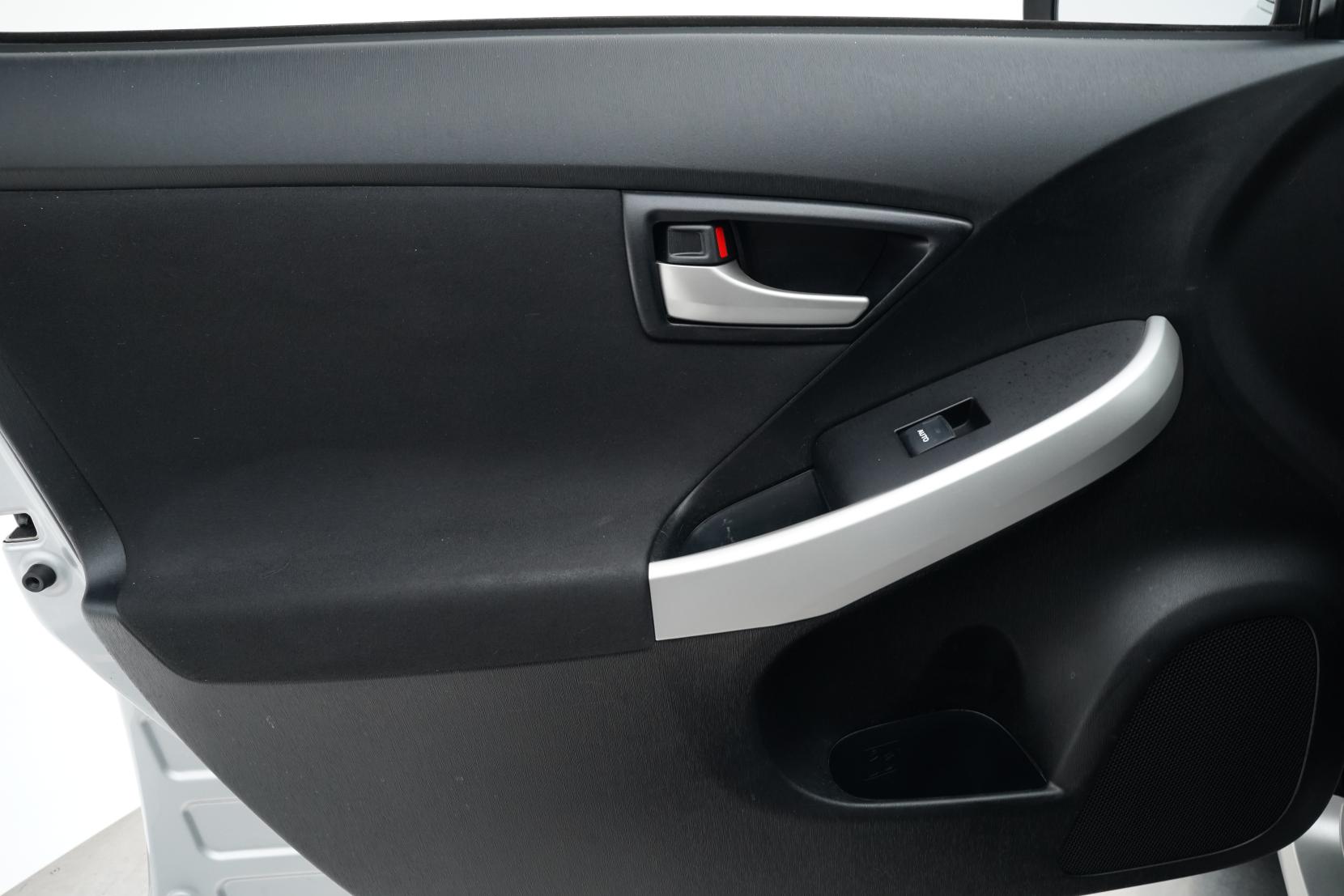 Toyota Prius 1.8 Hybrid L