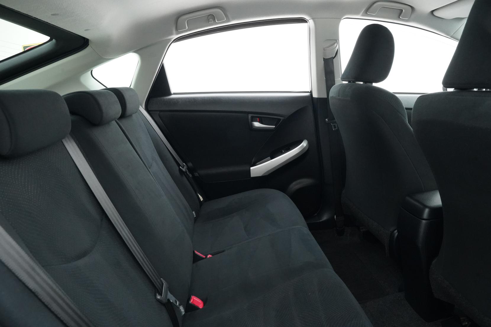 Toyota Prius 1.8 Hybrid L