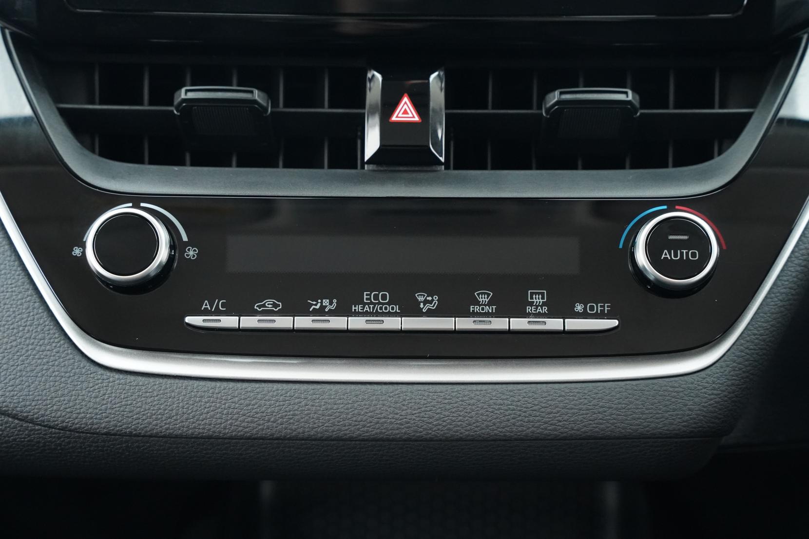 Toyota Corolla TOURING HYBRID G-X
