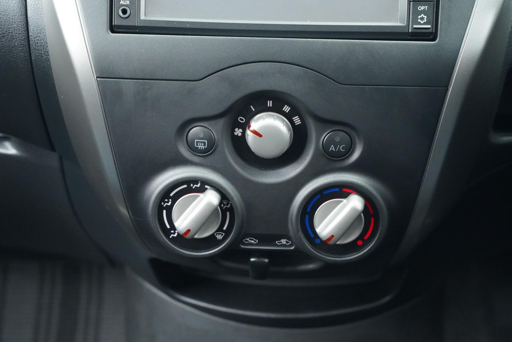 Nissan Note (2004–present) 1.2 X