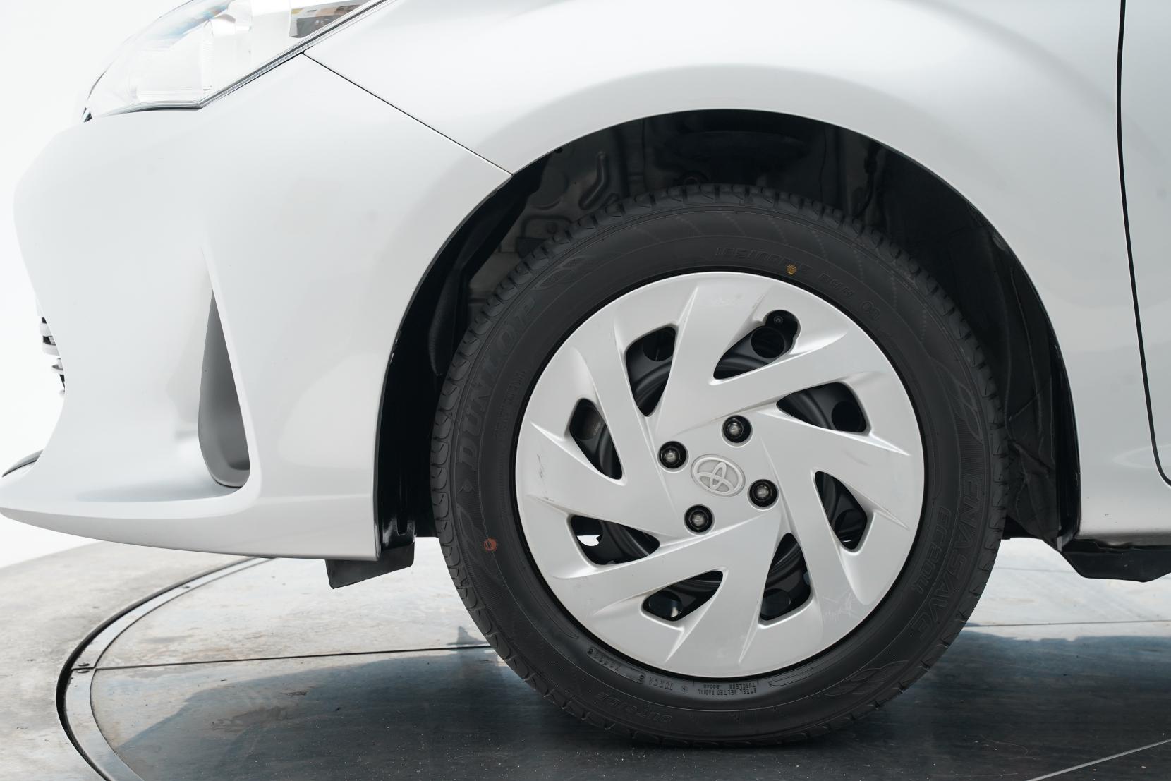 Toyota Corolla 1.5 FIELDER HYBRID EX