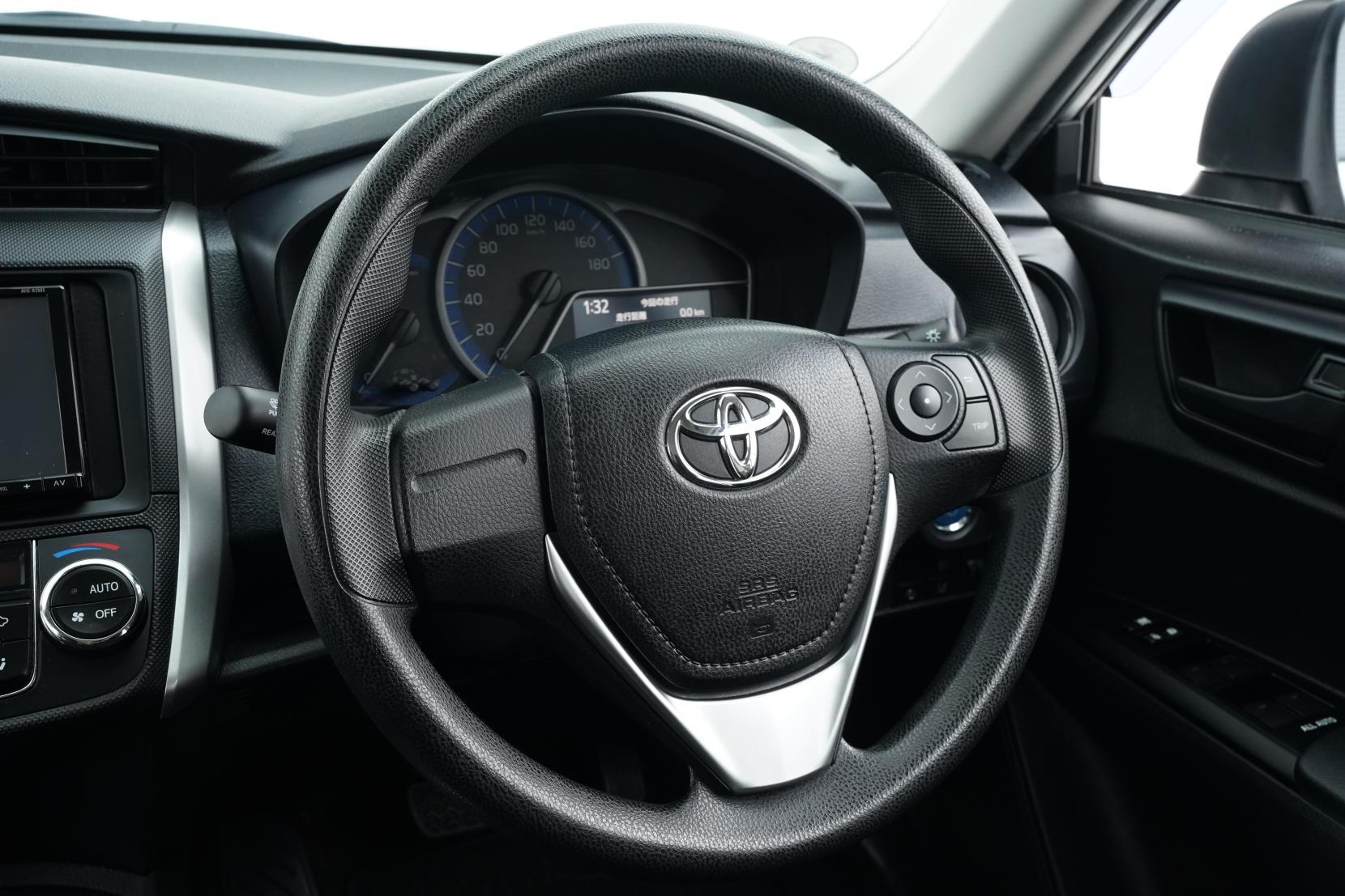 Toyota Corolla 1.5 FIELDER HYBRID EX