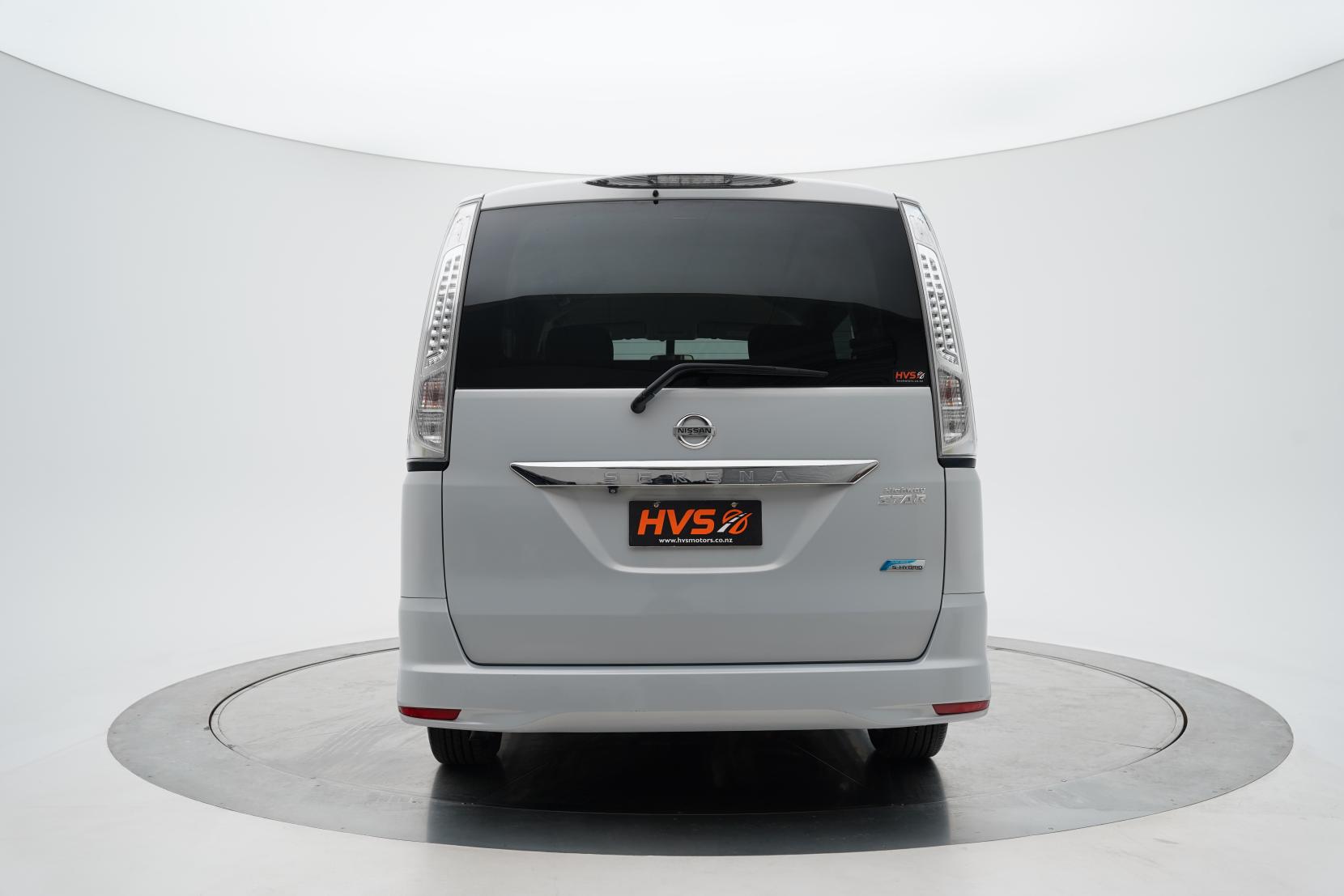 Nissan Serena (1991 – present) Hybrid Highway Star 8seats
