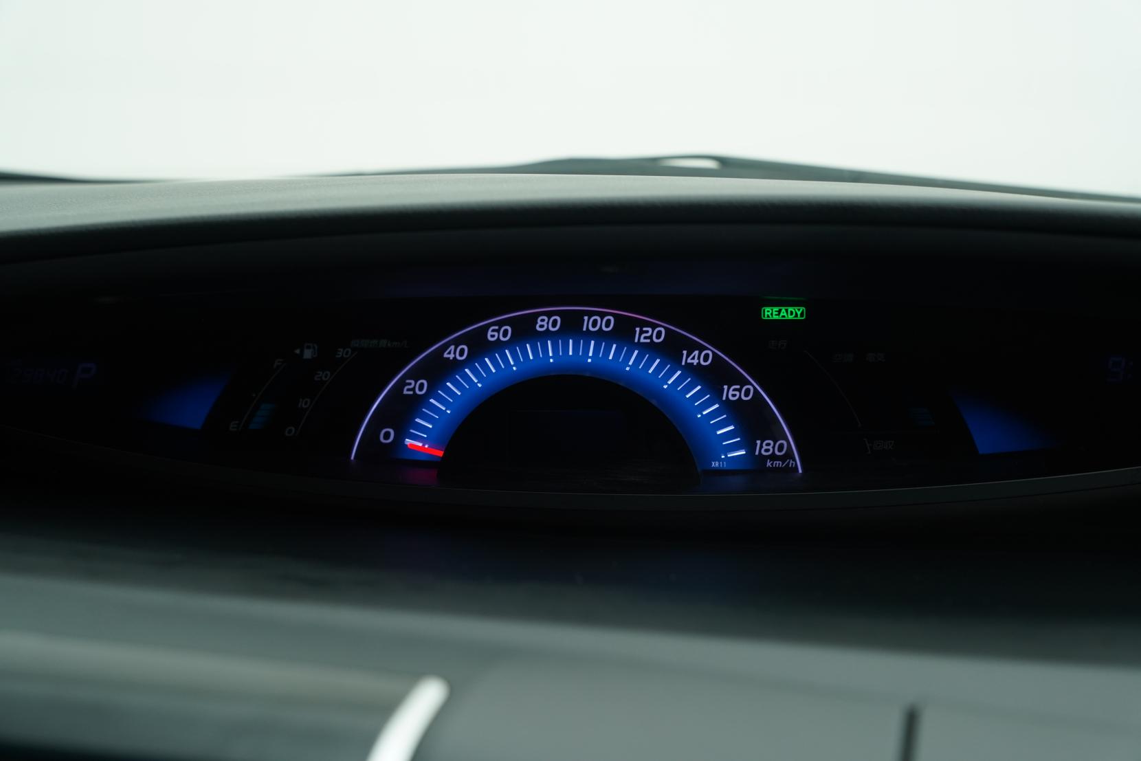 Toyota Estima 2.4 Hybrid Aeras Premium Edition