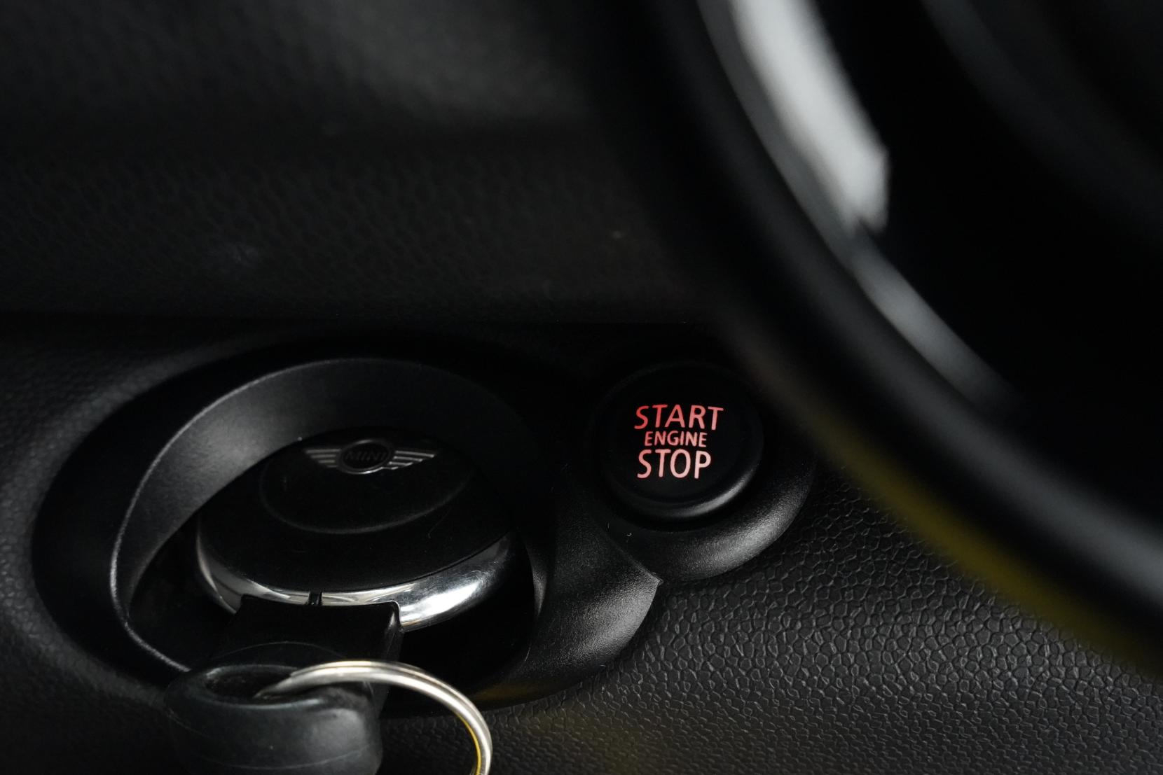 BMW Mini E 1.6 One Crossover