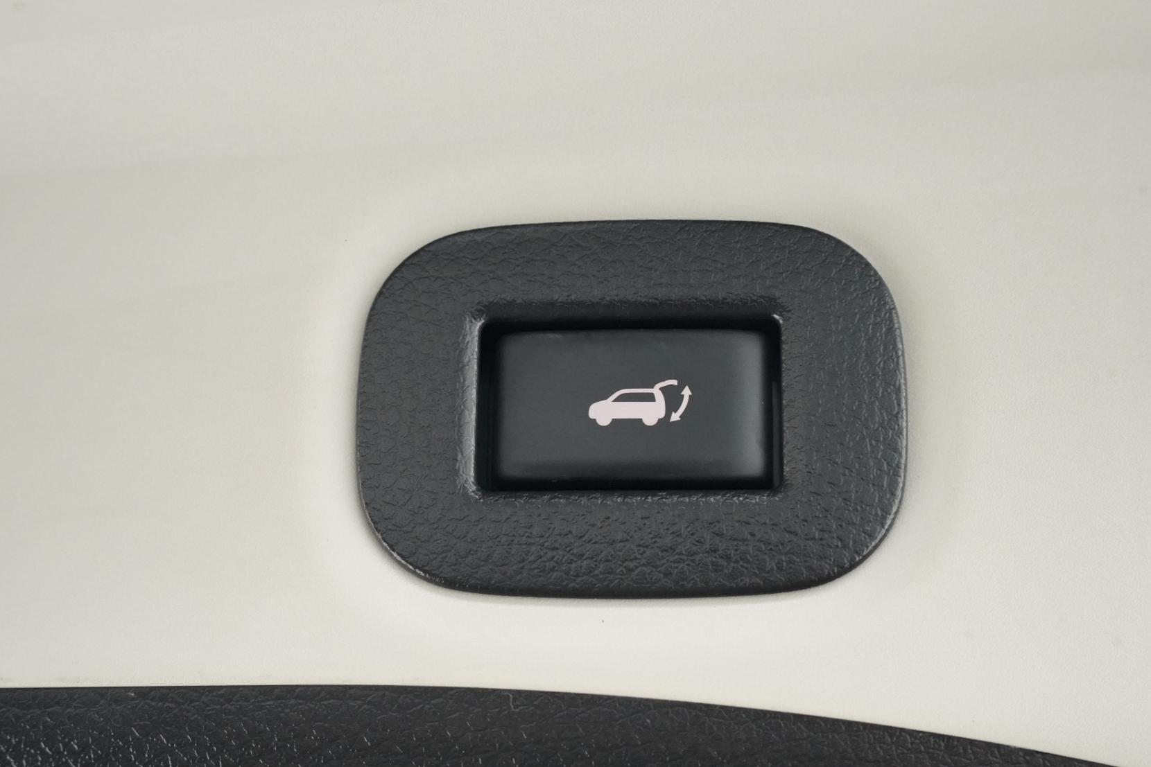 Nissan X-TRAIL 2.0 20XT 2WD 5 Seater