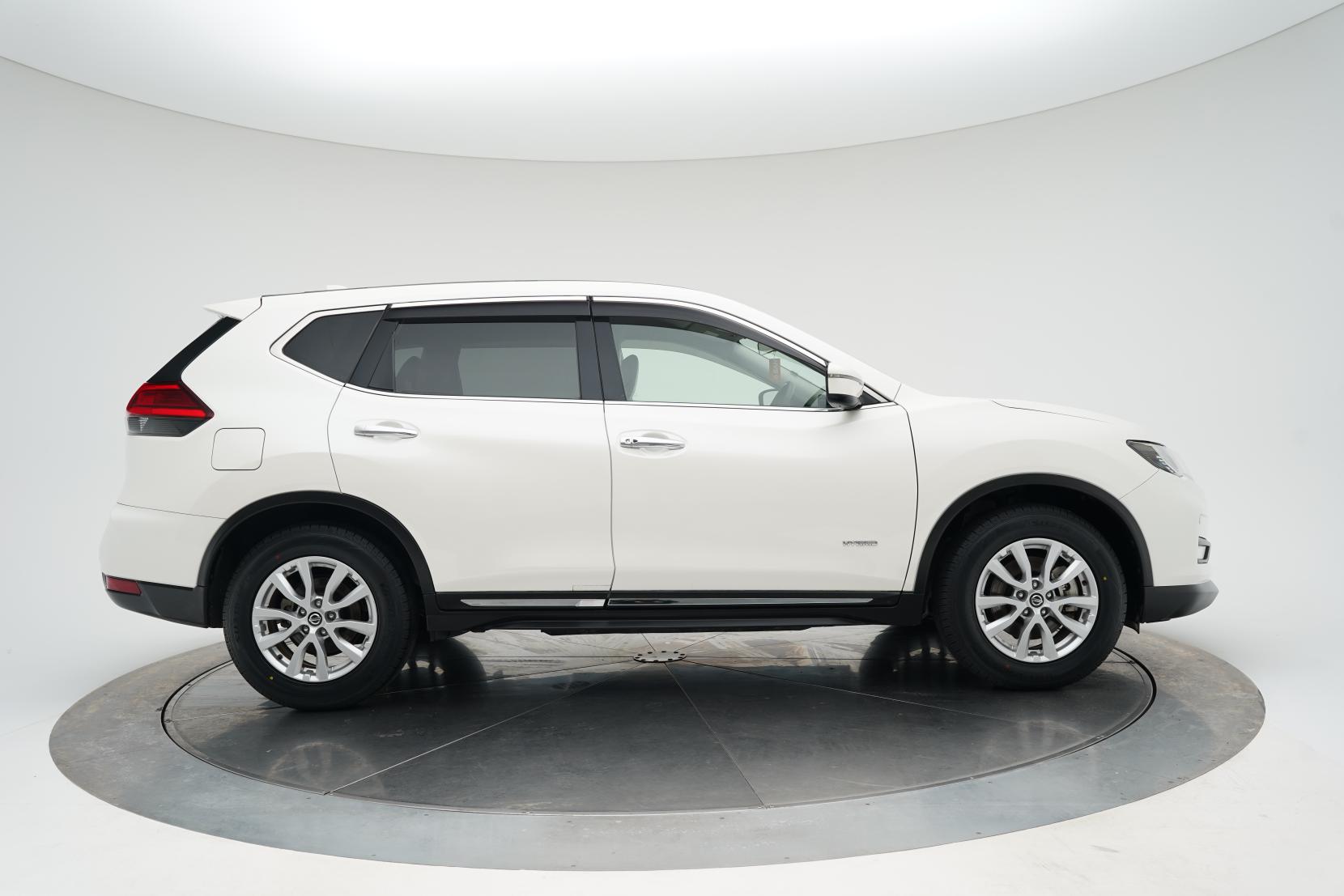 Nissan X-TRAIL 2.0 Hybrid 20X 4WD