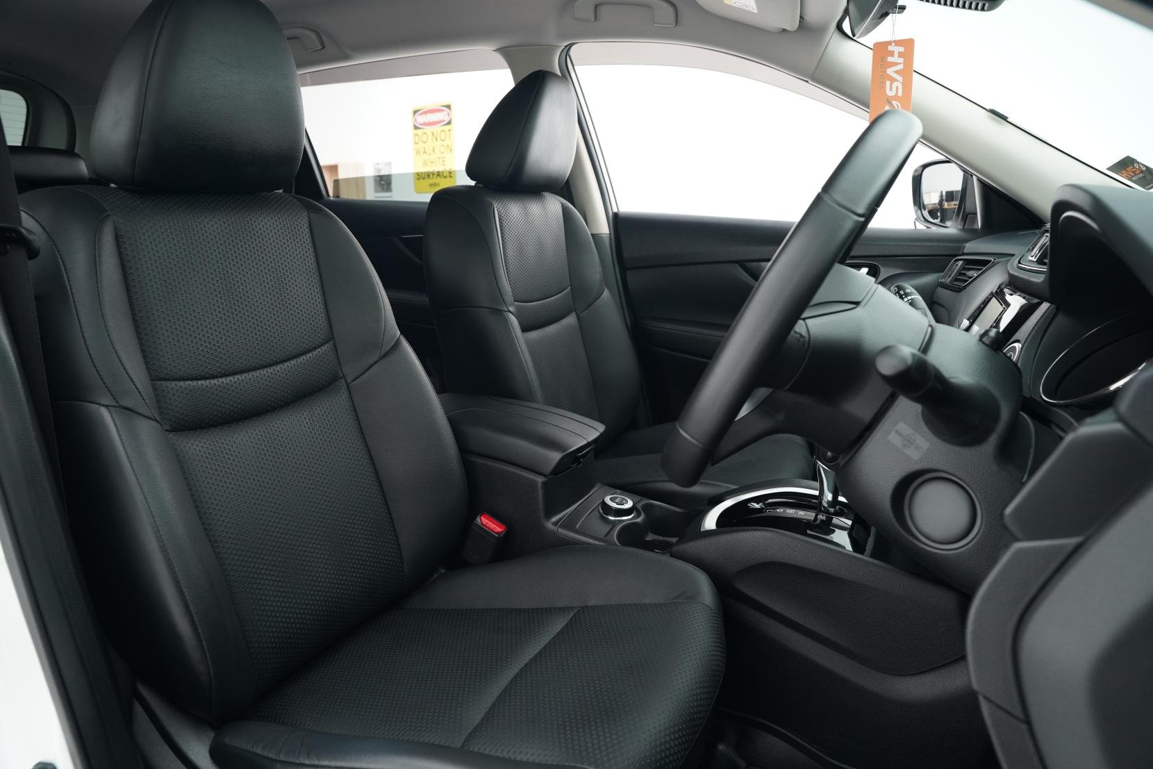 Nissan X-TRAIL 2.0 Hybrid 20X 4WD