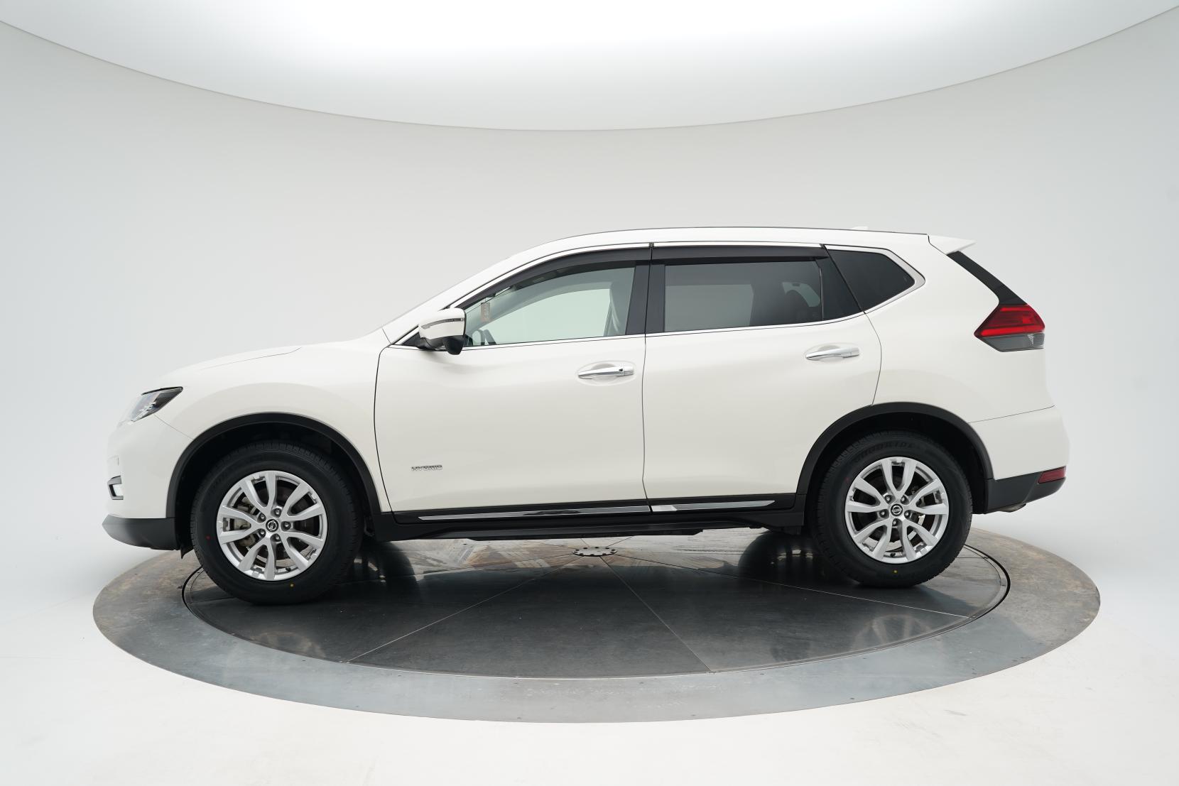Nissan X-TRAIL 2.0 Hybrid 20X 4WD
