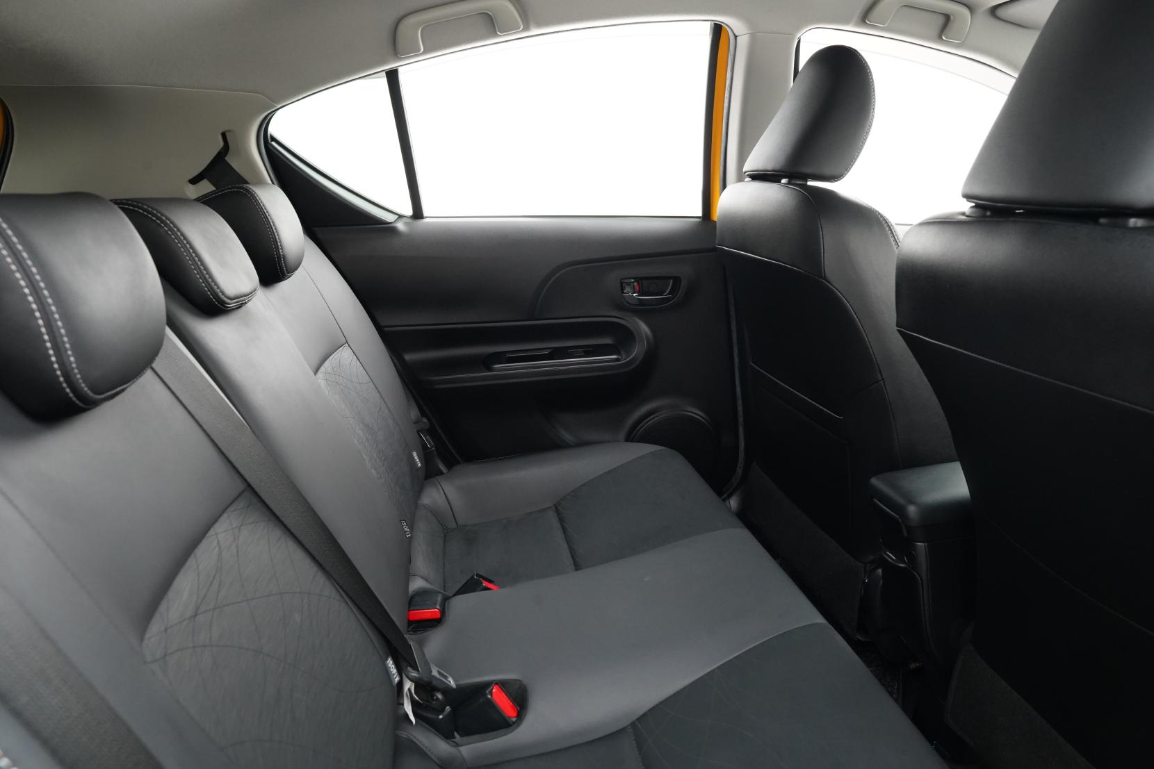 Toyota Aqua 1.5 G Leather