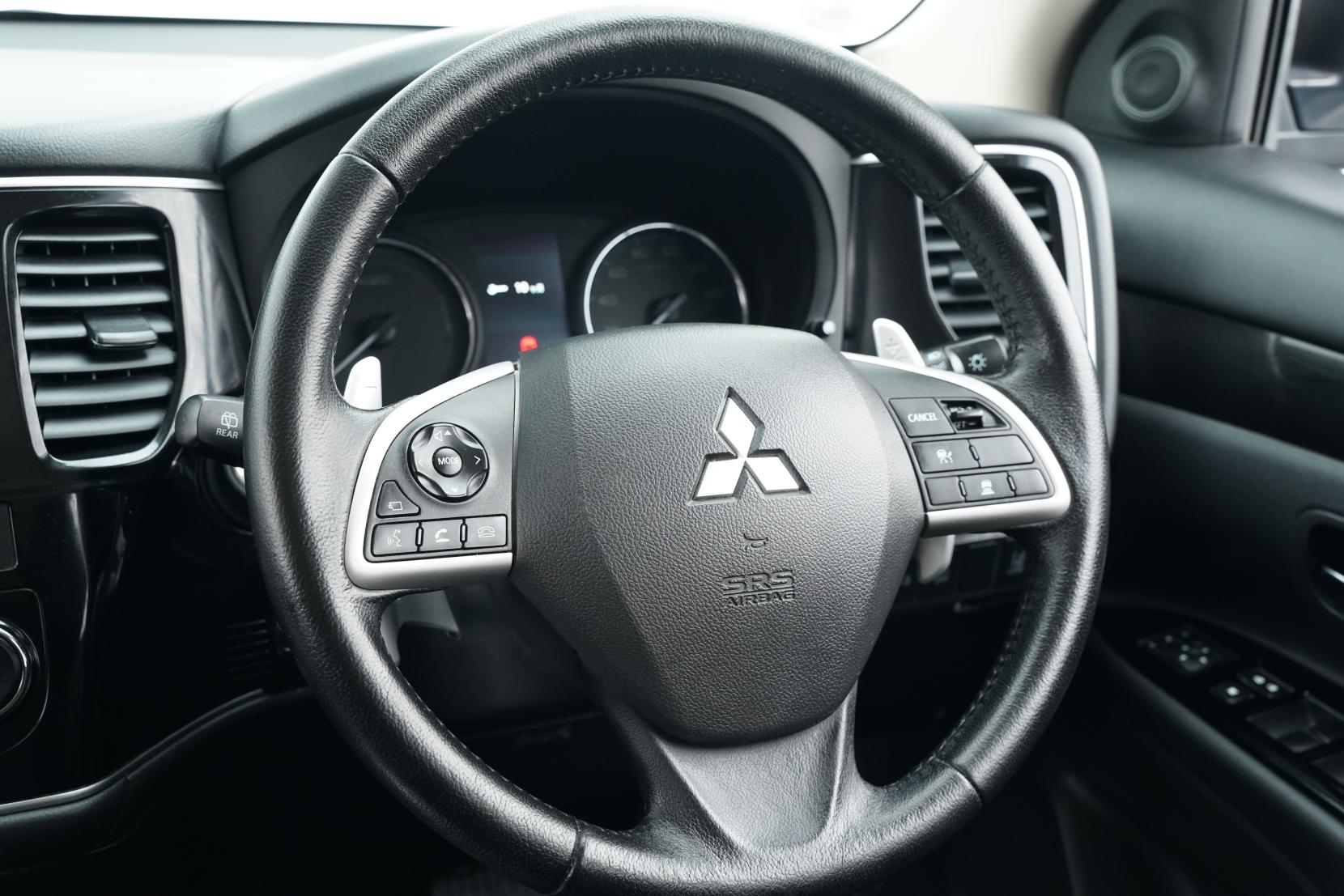 Mitsubishi Outlander 2.4 PHEV PHEV 4WD SPORT STYLE EDITION