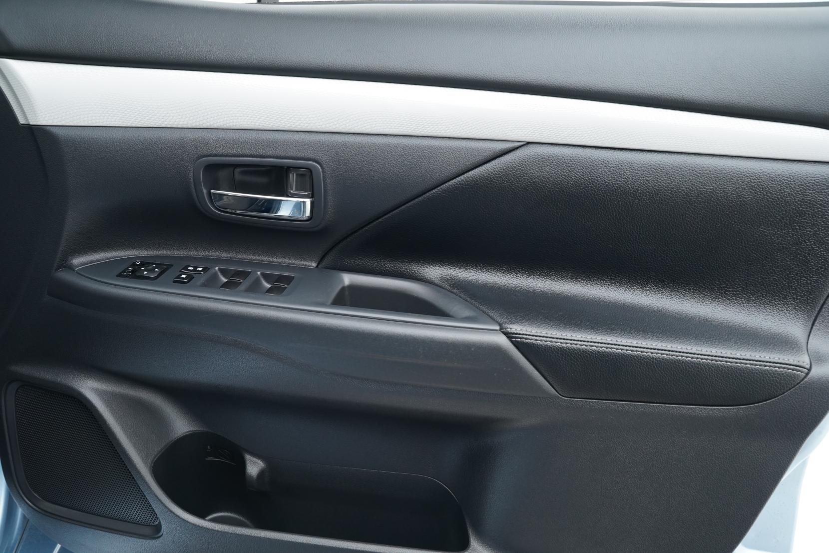 Mitsubishi Outlander 2.0 PHEV 4WD G