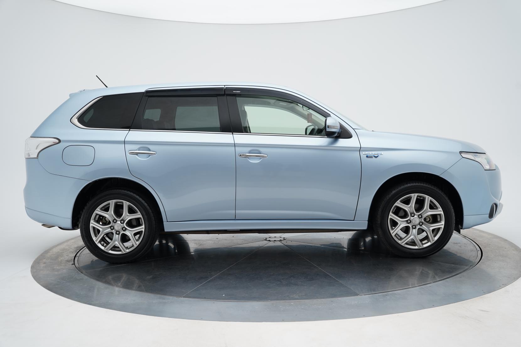 Mitsubishi Outlander 2.0 PHEV 4WD G
