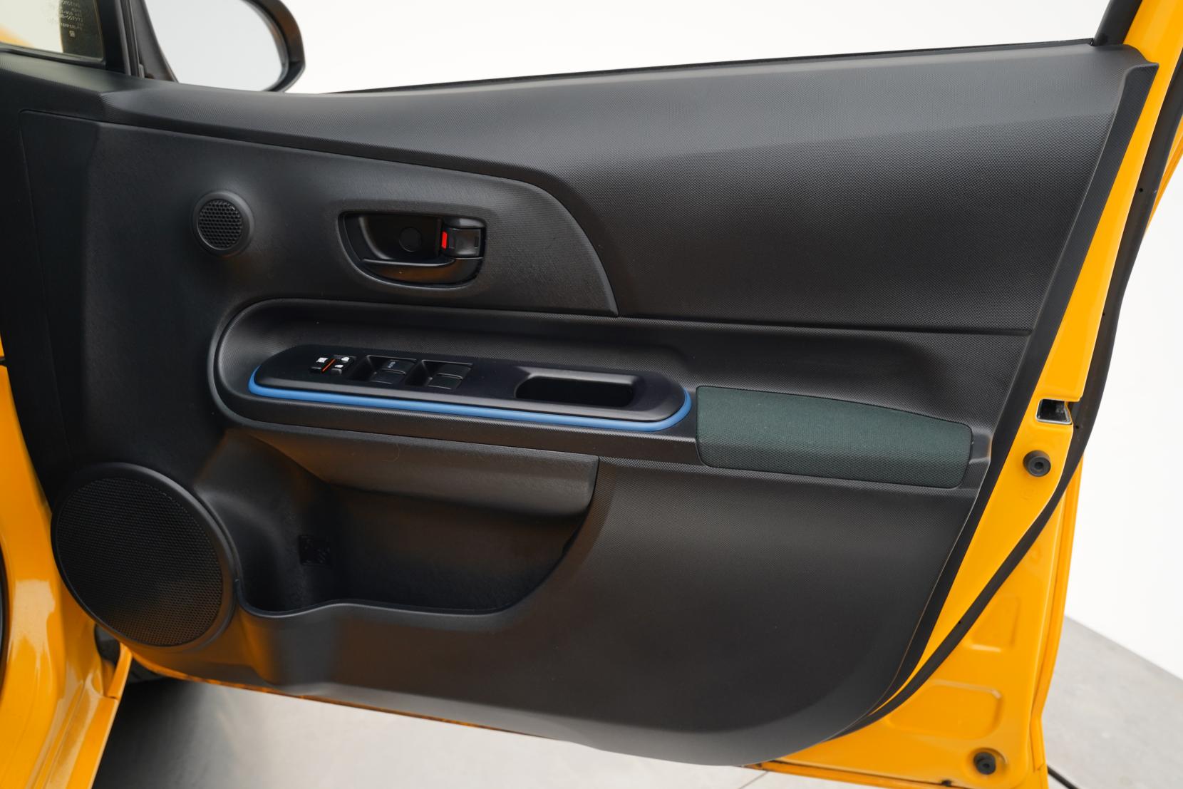 Toyota Aqua 1.5 S Push Start