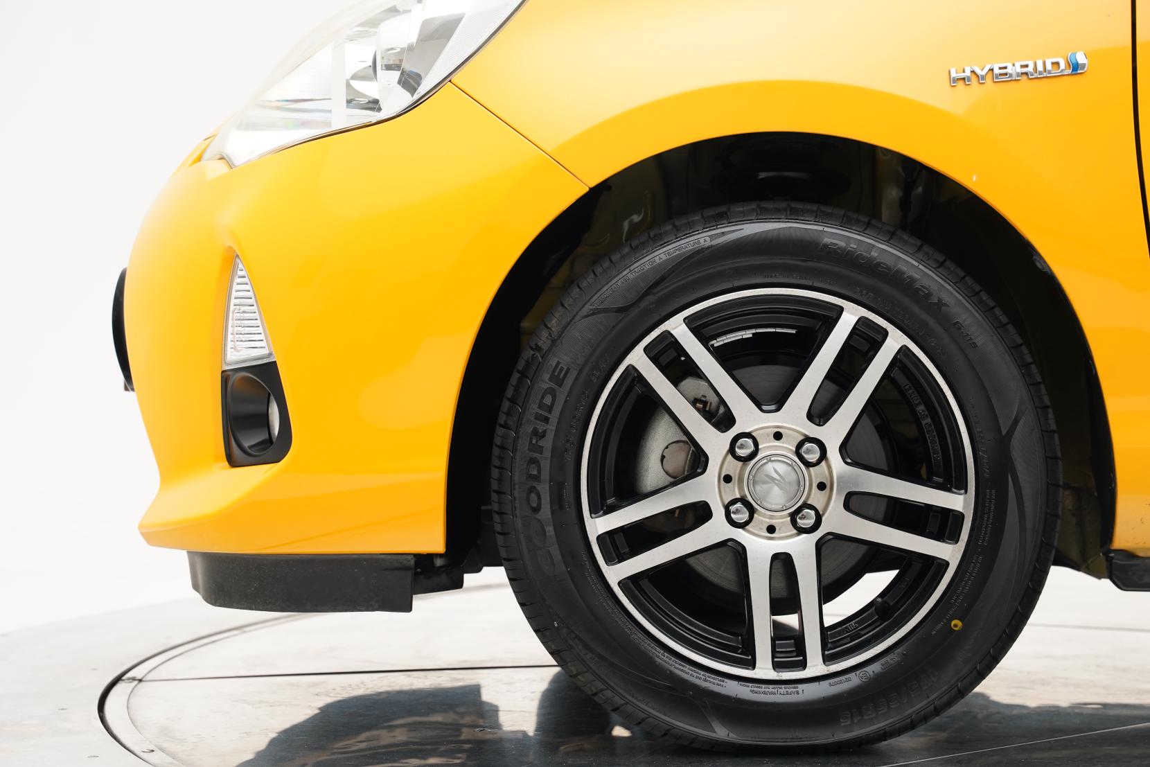 Toyota Aqua 1.5 S Push Start