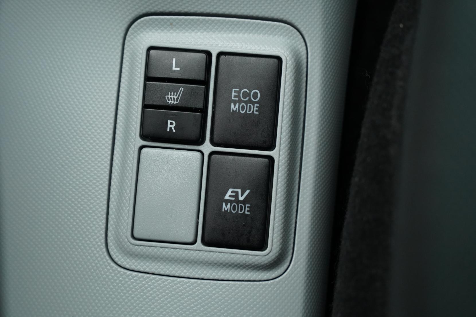 Toyota Aqua 1.5 S Push Start
