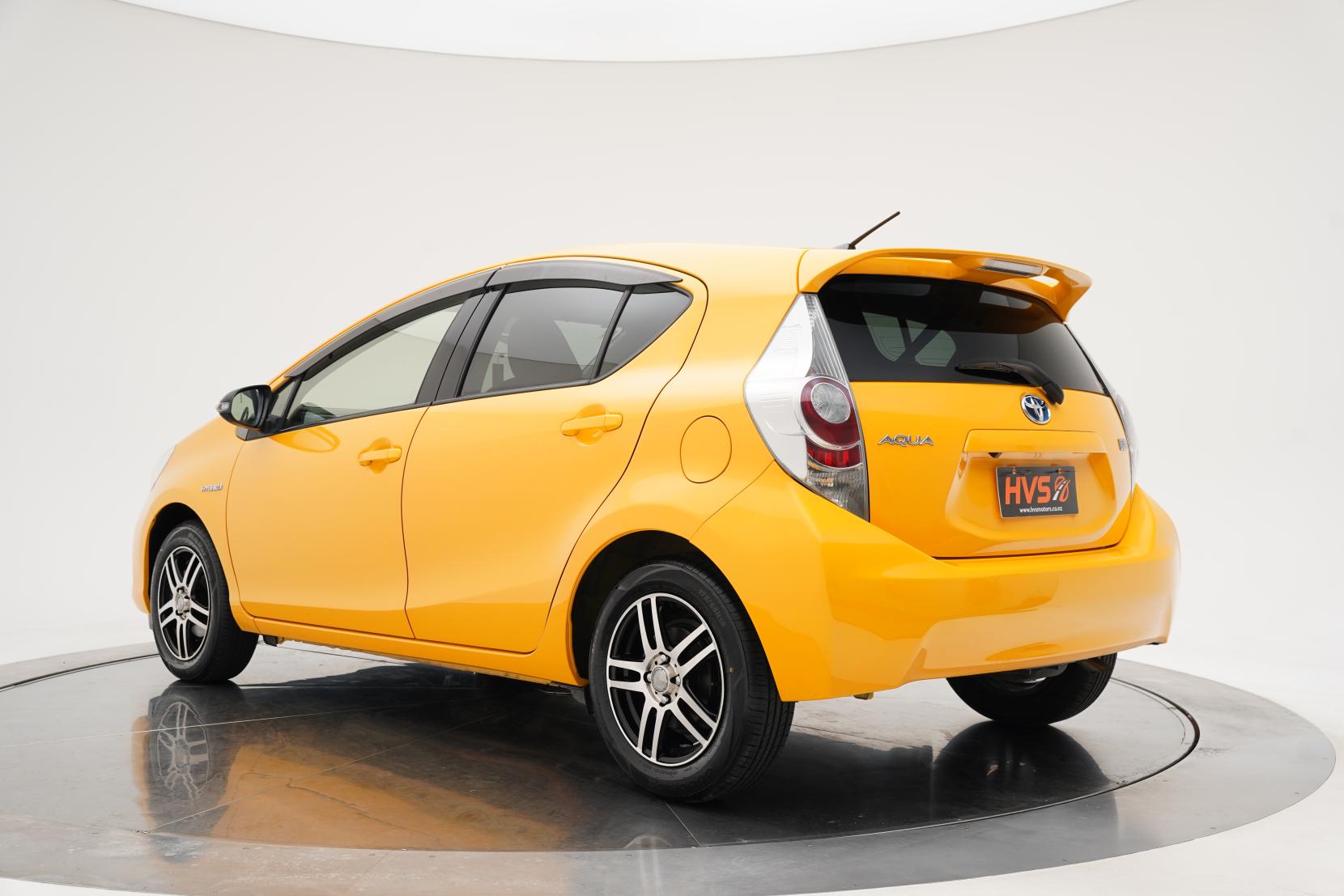 Toyota Aqua 1.5 S Push Start