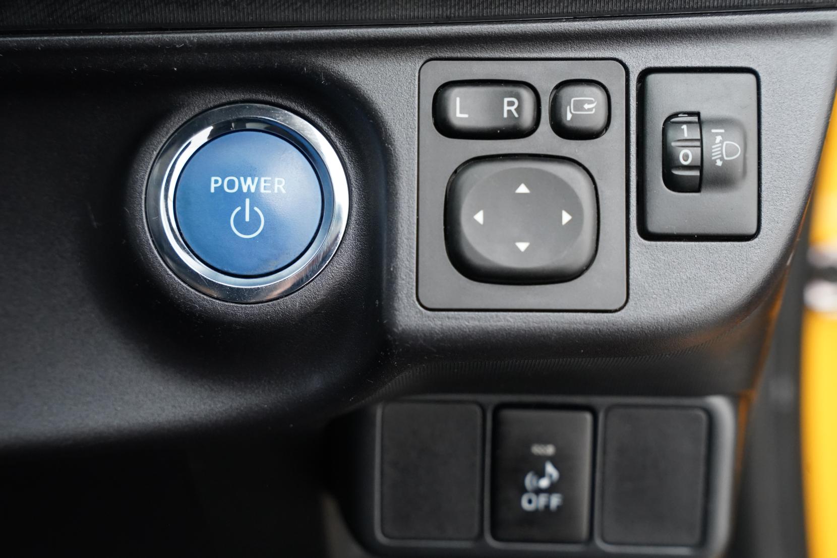 Toyota Aqua 1.5 S Push Start