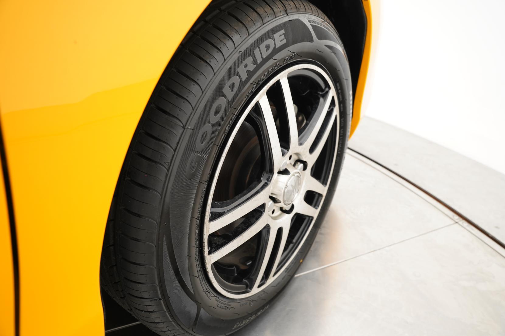 Toyota Aqua 1.5 S Push Start