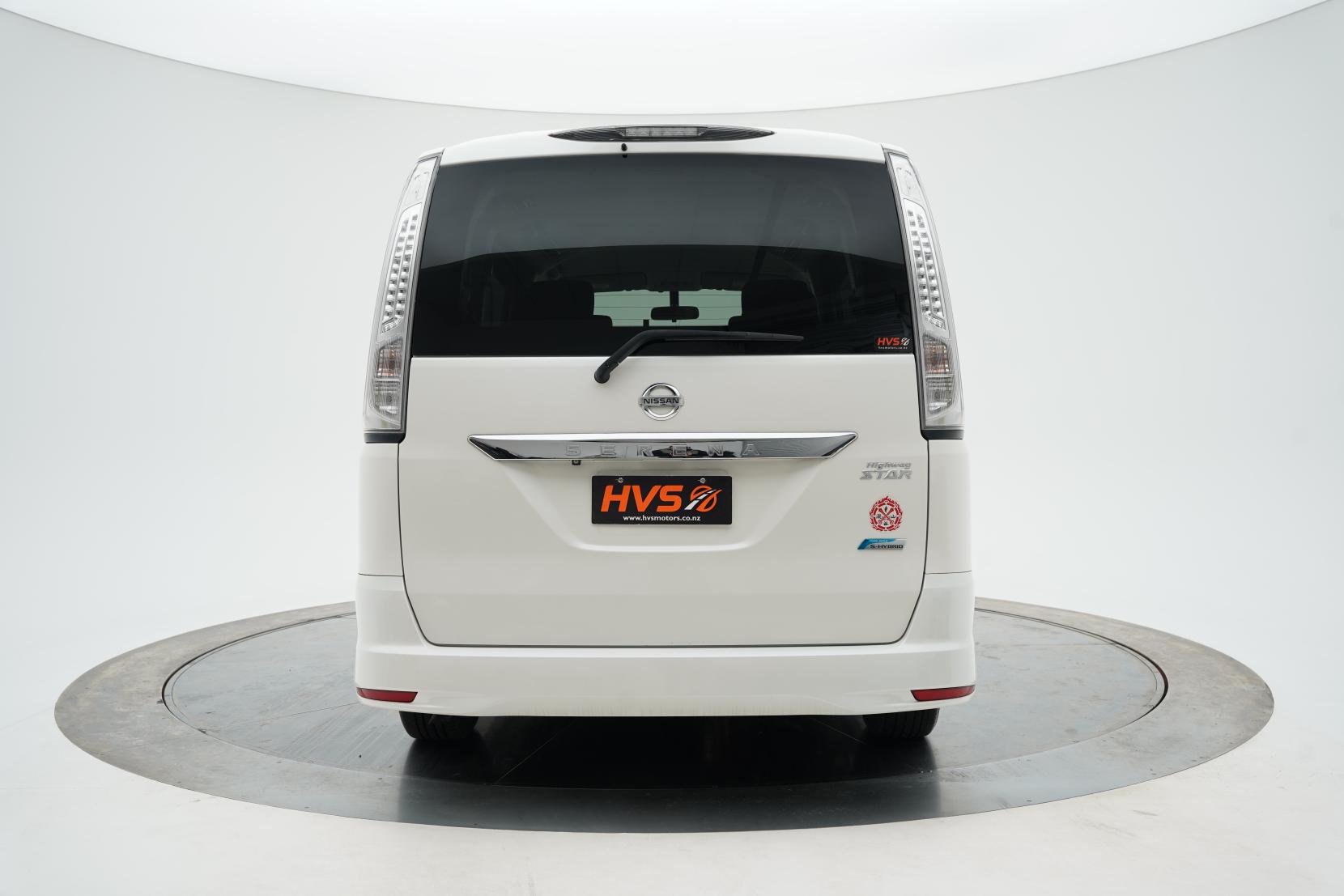 Nissan Serena Hybrid Highway Star V Selection