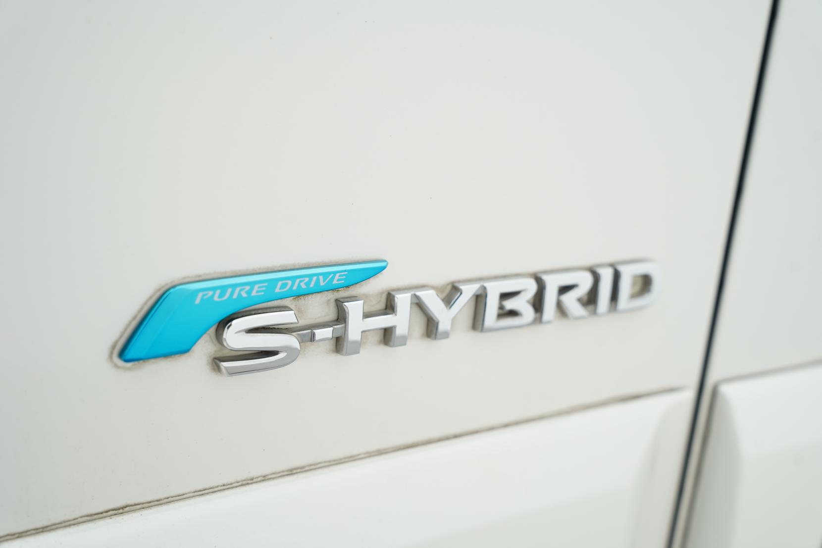 Nissan Serena Hybrid Highway Star V Selection