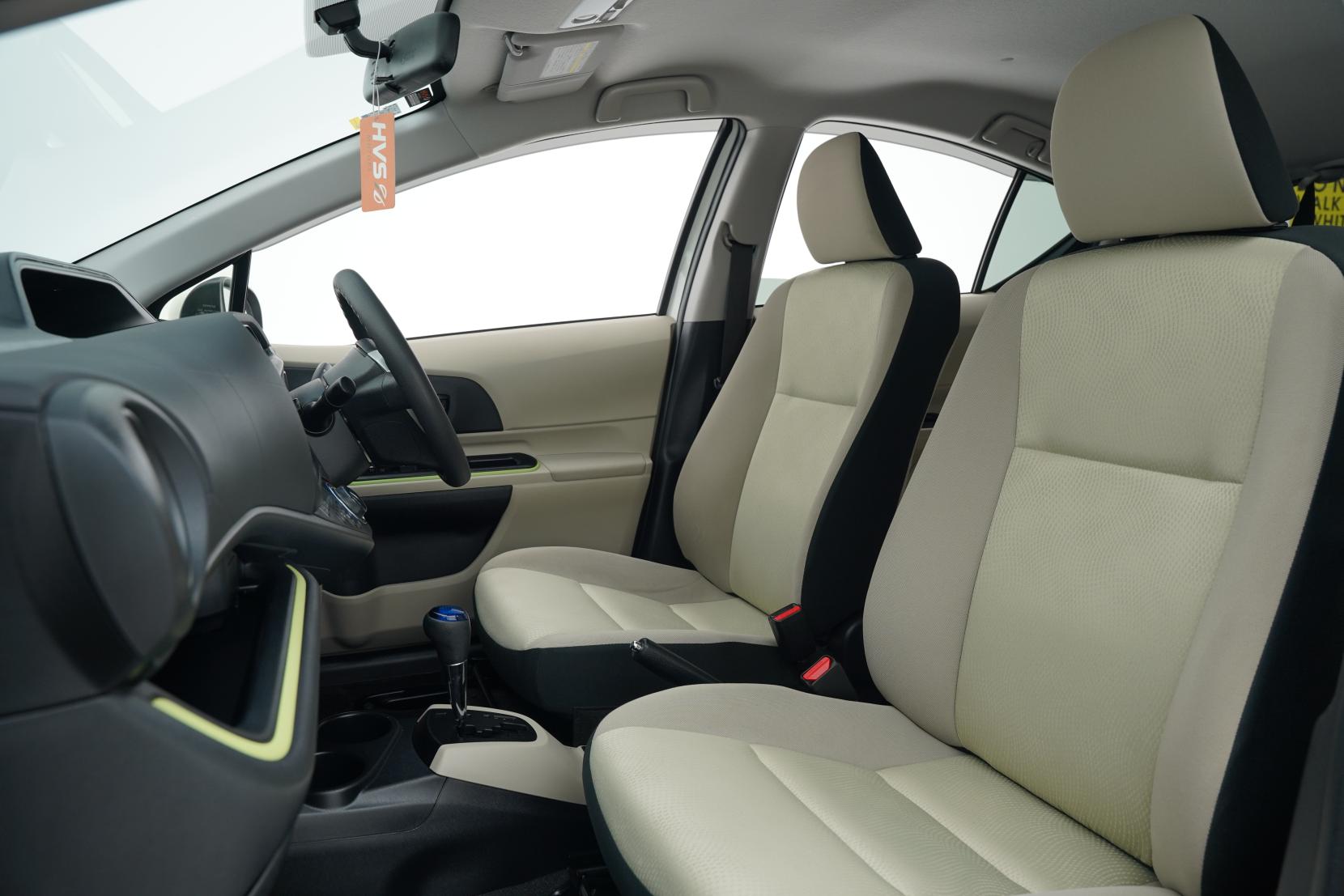 Toyota Aqua 1.5 S Push Start