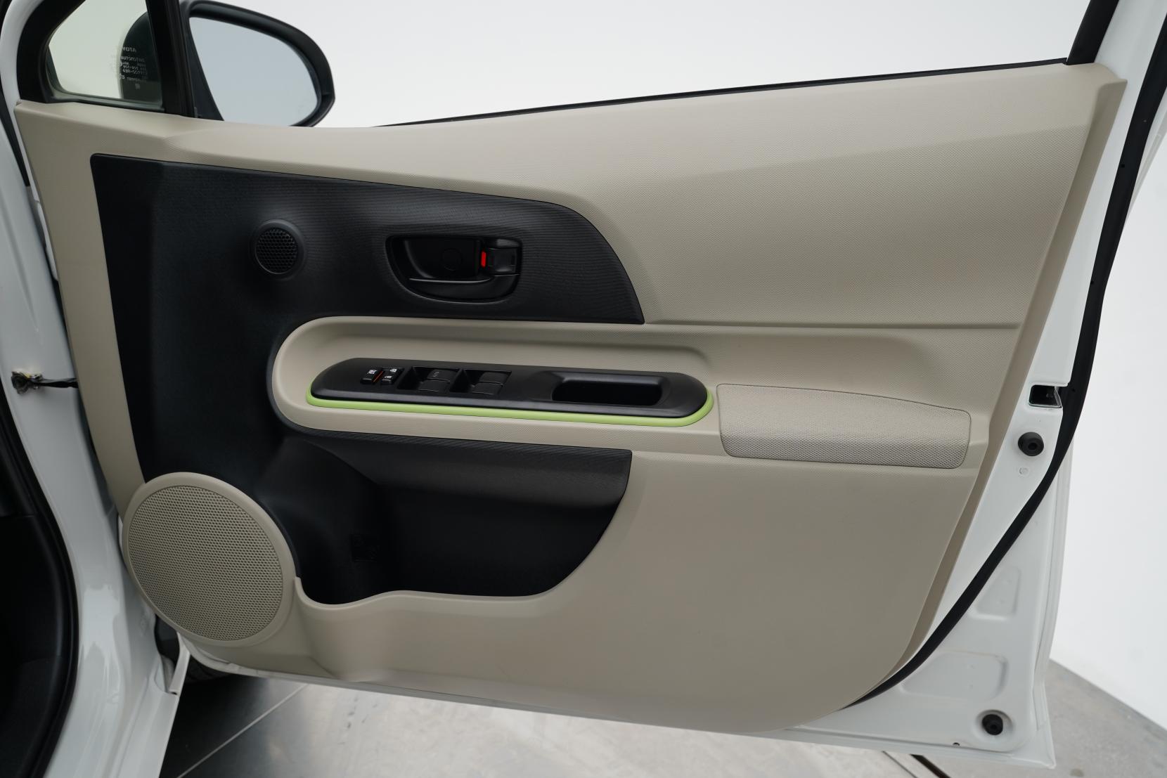 Toyota Aqua 1.5 S Push Start