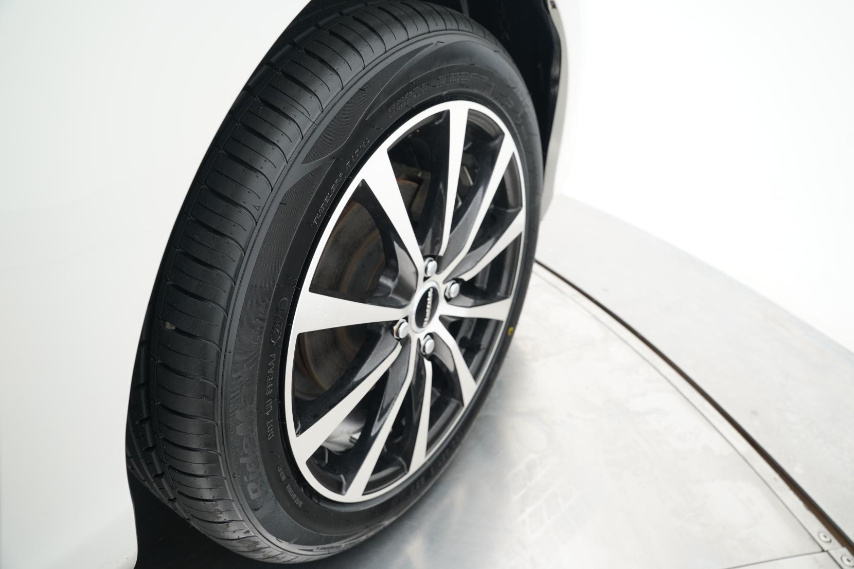 Toyota Aqua 1.5 S Push Start