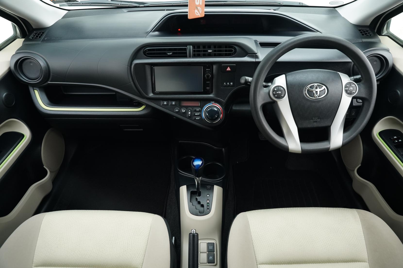 Toyota Aqua 1.5 S Push Start