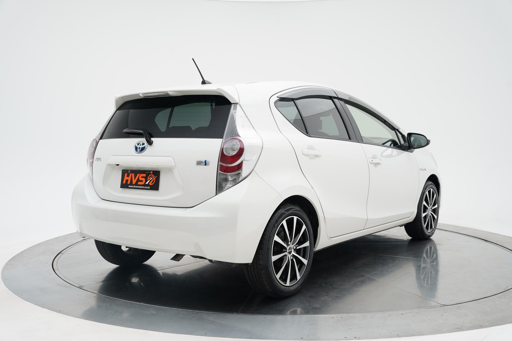 Toyota Aqua 1.5 S Push Start