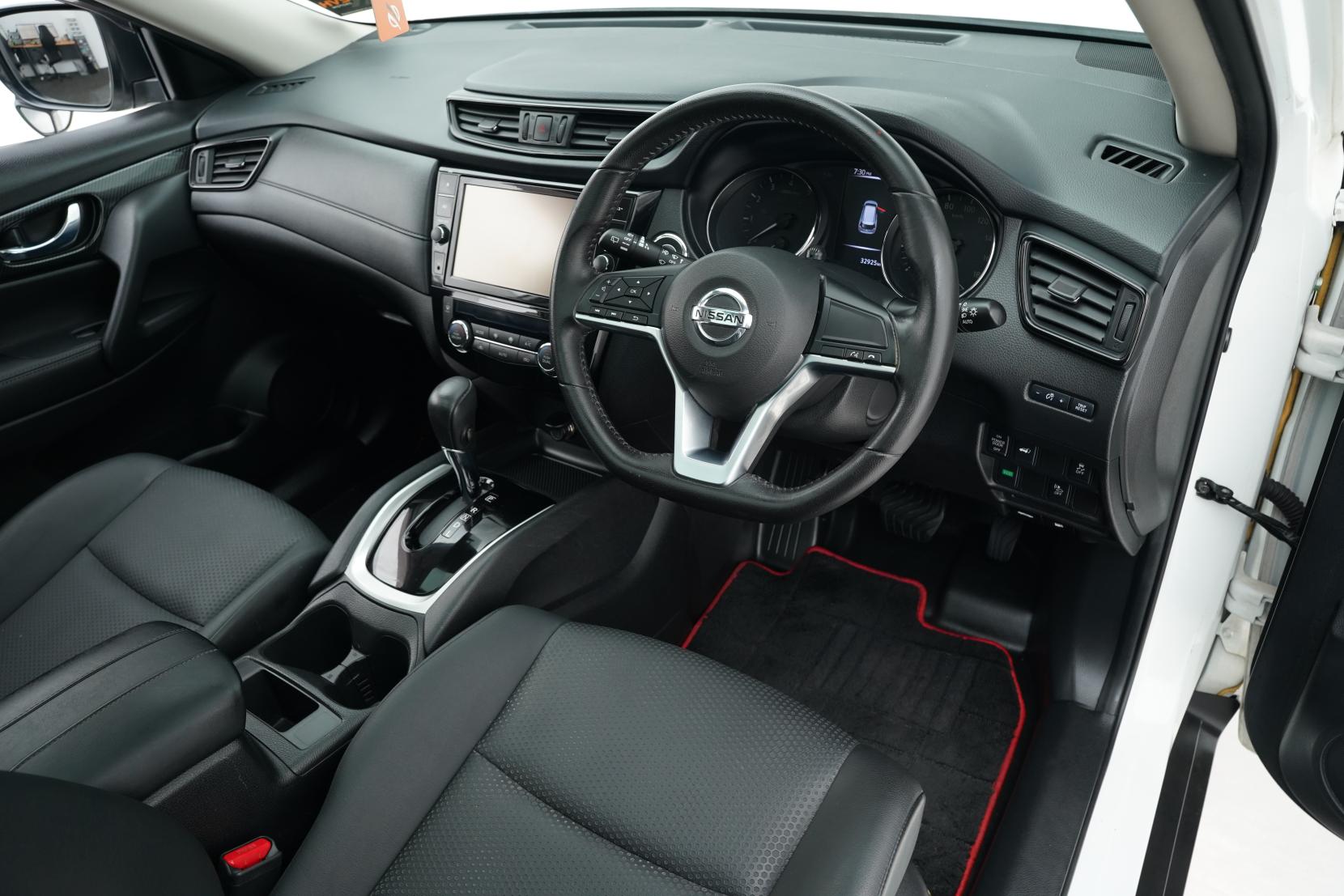 Nissan X-TRAIL 2.0 20X HYBRID