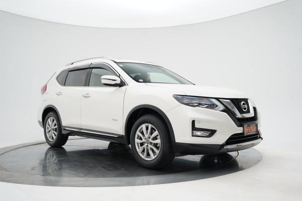 Nissan X-TRAIL 2.0 20X HYBRID