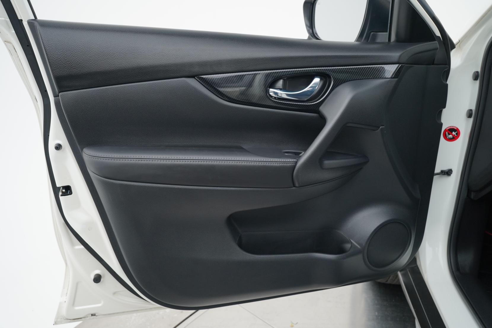 Nissan X-TRAIL 2.0 20X HYBRID