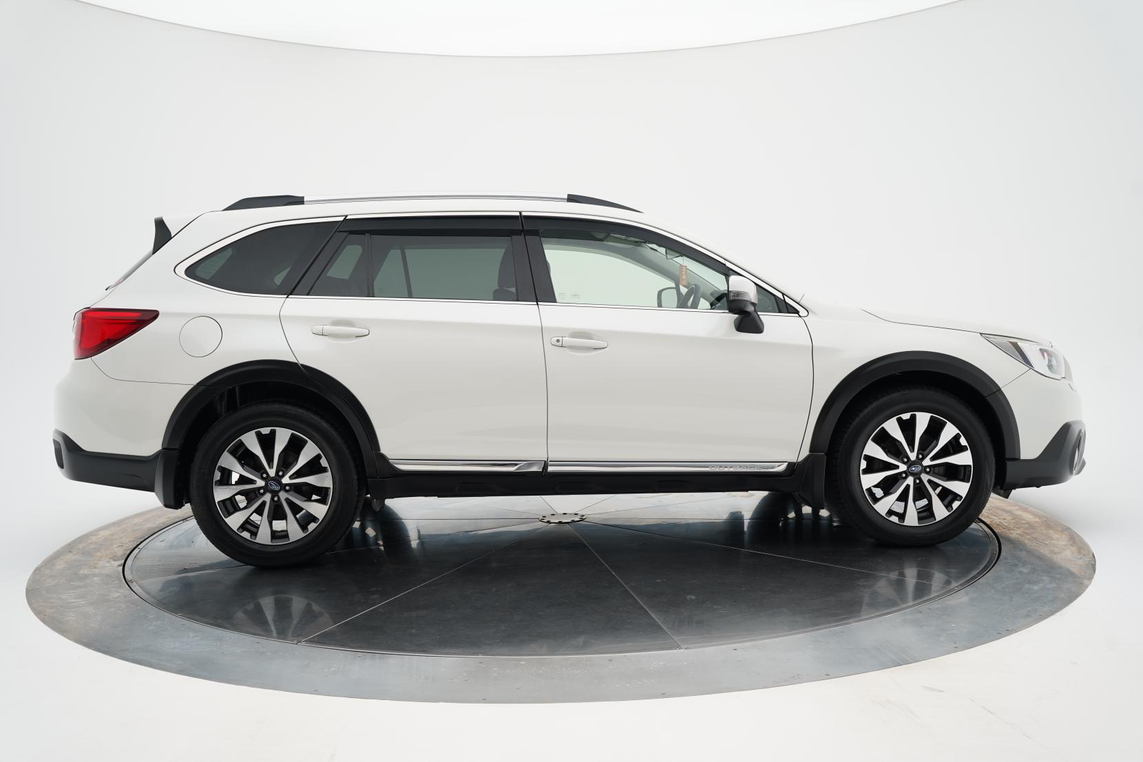 Subaru Outback 2.5 Limited Eyesight AWD