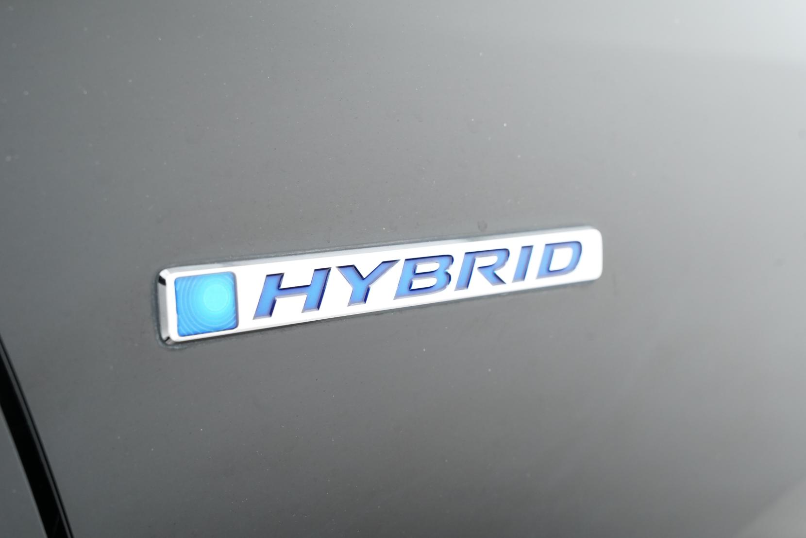 Honda Fit 1.5 HYBRID S PACKAGE