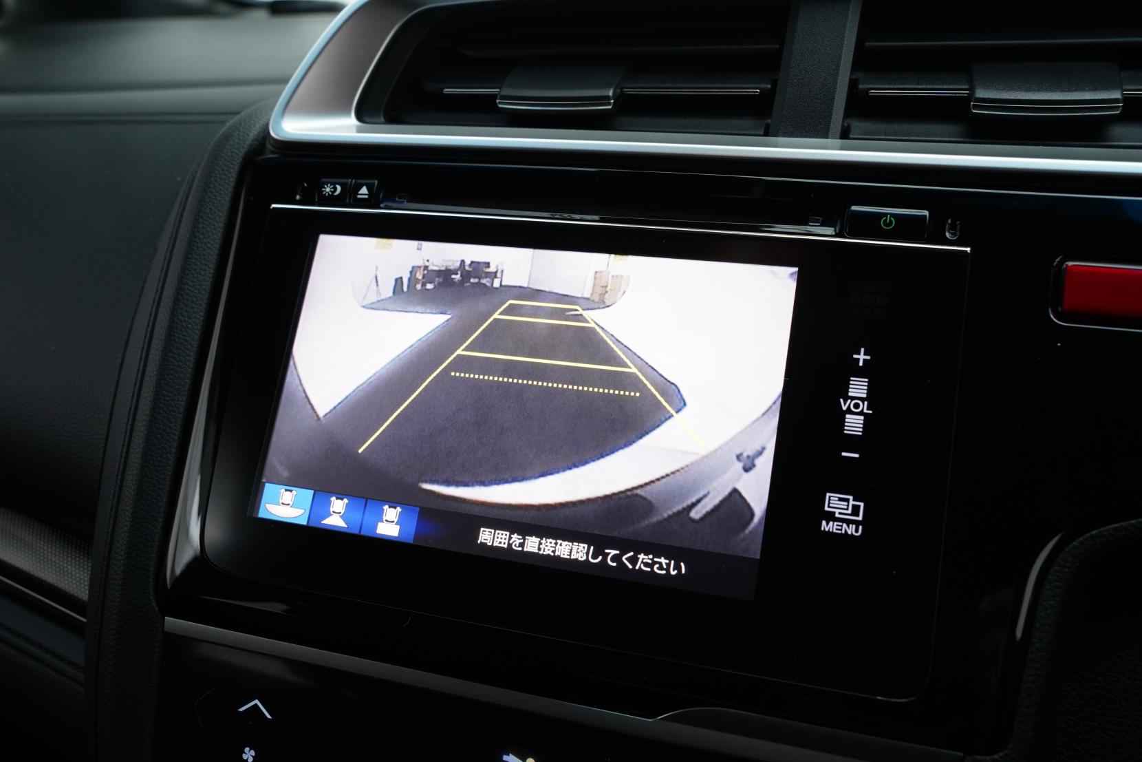 Honda Fit 1.5 HYBRID S PACKAGE