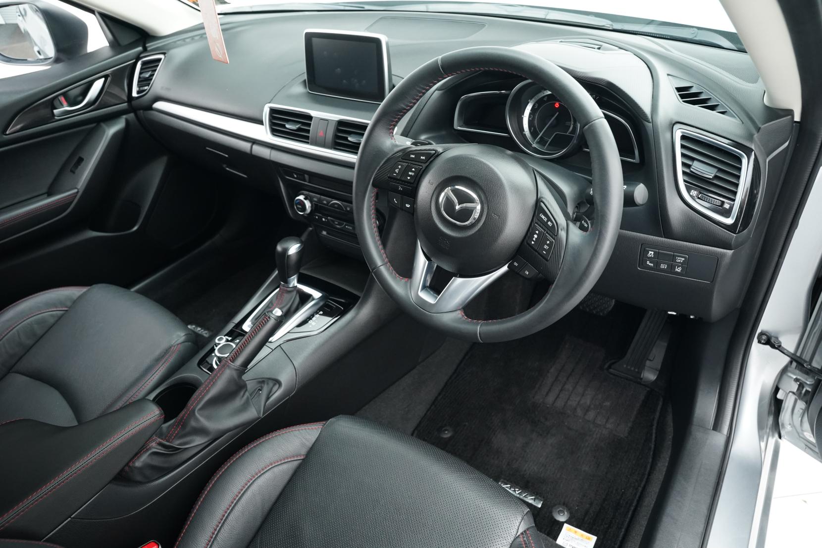 Mazda Axela 2.0 Sport 20S Touring L Package