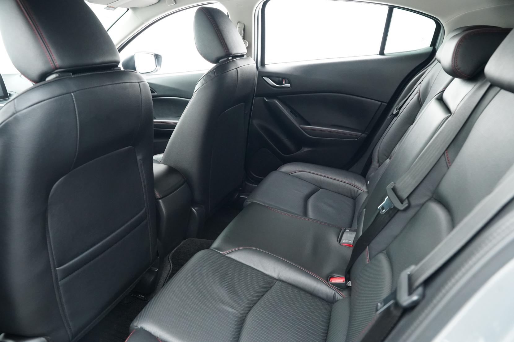 Mazda Axela 2.0 Sport 20S Touring L Package
