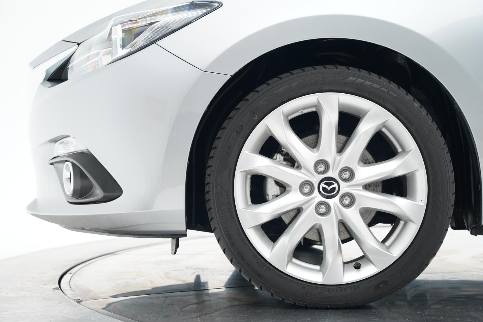 Mazda Axela 2.0 Sport 20S Touring L Package