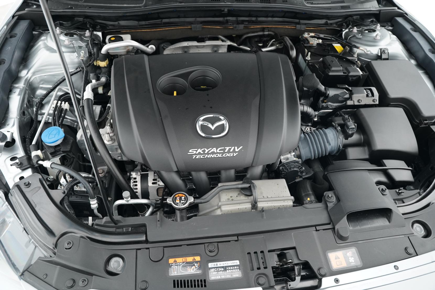 Mazda Axela 2.0 Sport 20S Touring L Package