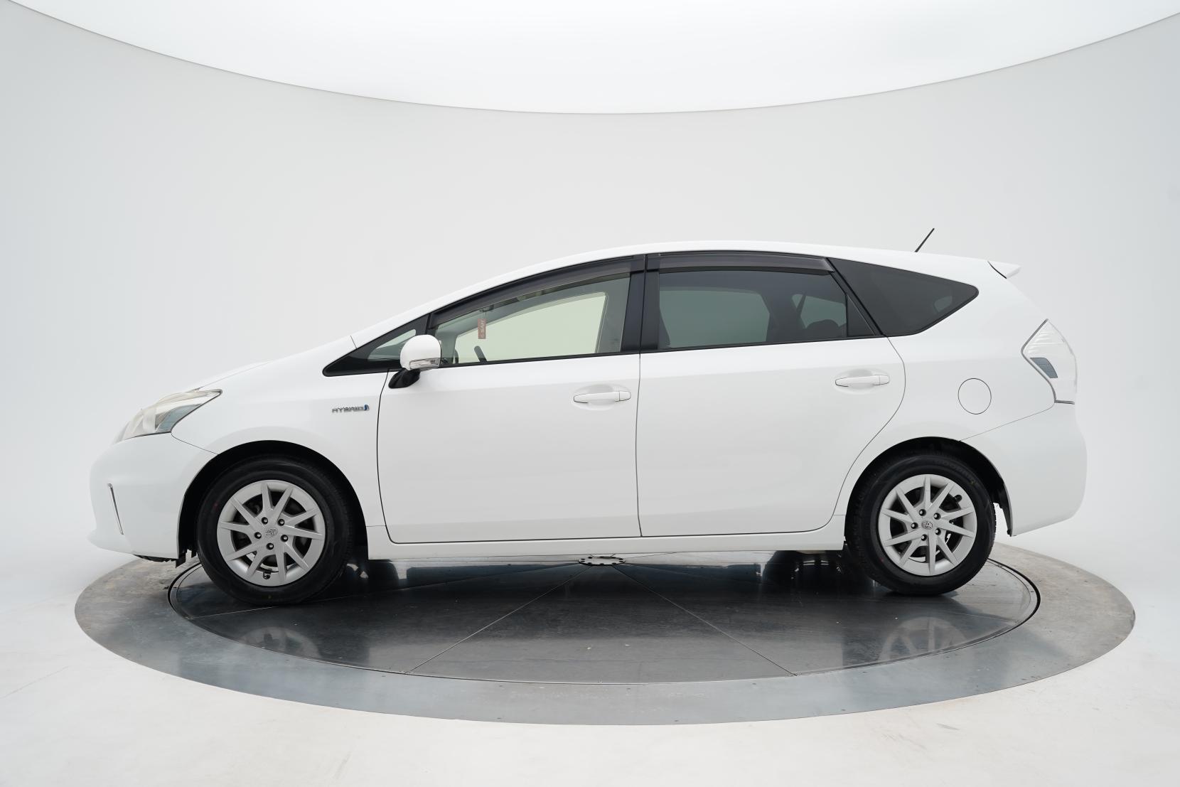 Toyota Prius 1.8 Alpha S 5 Seater