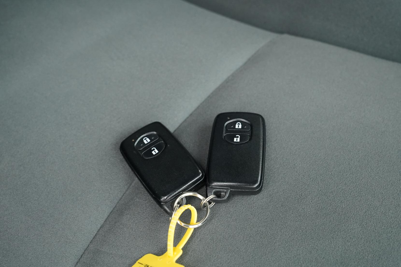 Toyota Prius 1.8 Alpha S 5 Seater